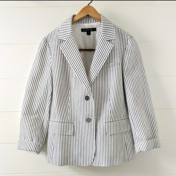 Lafayette 148 New York Jackets & Blazers - Lafayette 148 New York Stripe Blazer